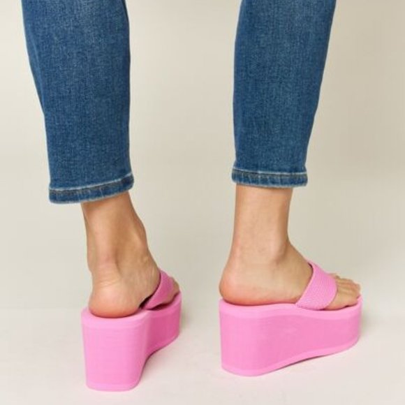 Eyelet Open Toe Platform Wedge Sandals